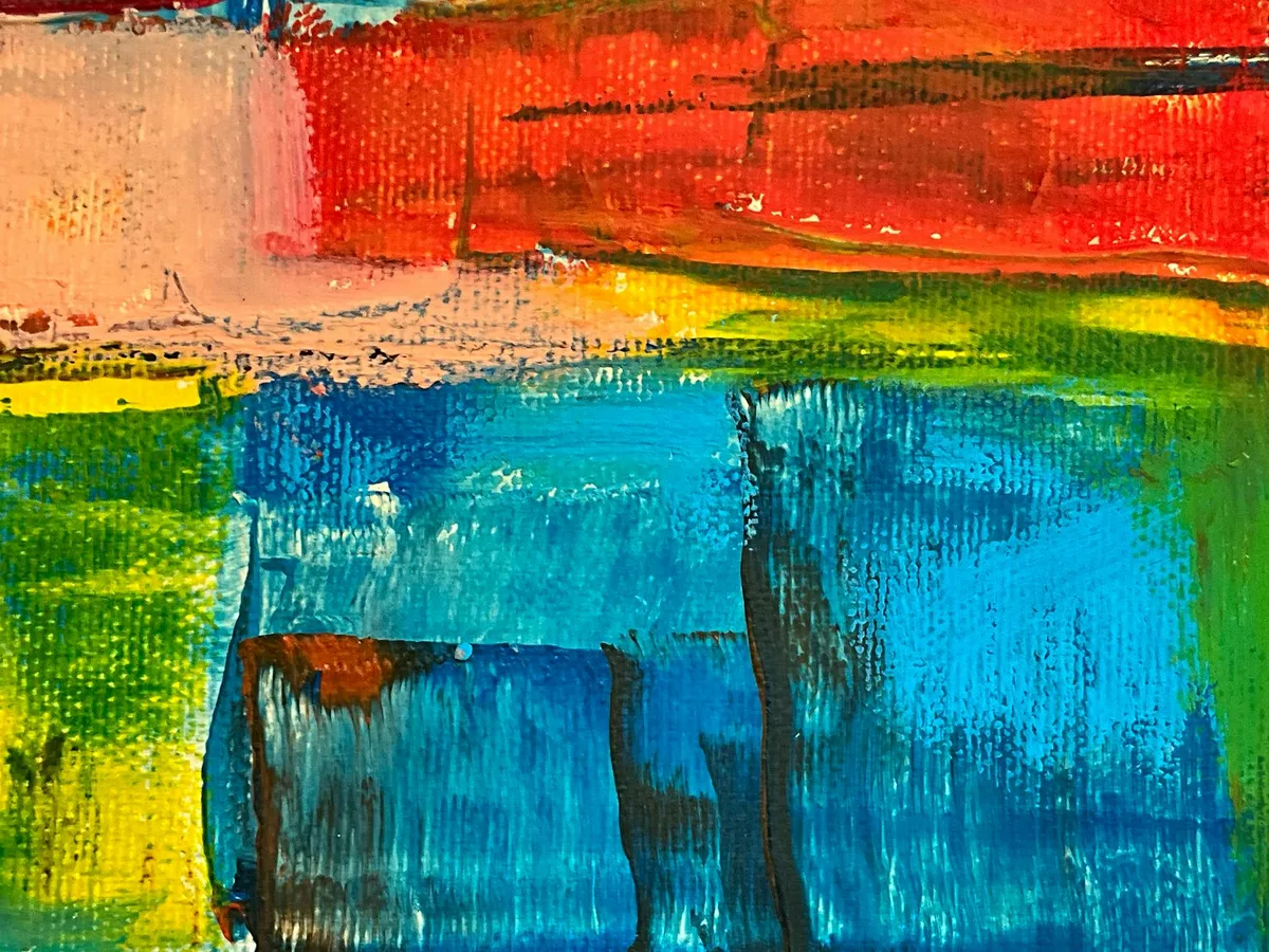 多彩抽象油画，画布上大胆油彩与鲜明色调