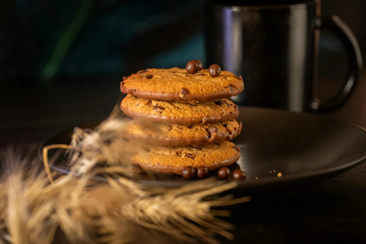 Biscotti al cioccolato fatti in casa con caffè