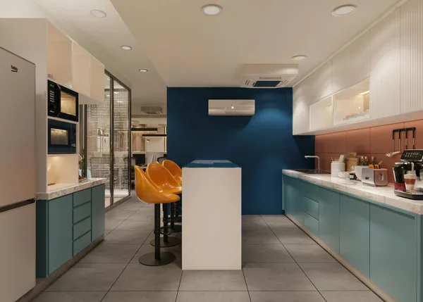 Design di cucina contemporanea con mobili blu e bianchi, isola ed elettrodomestici moderni