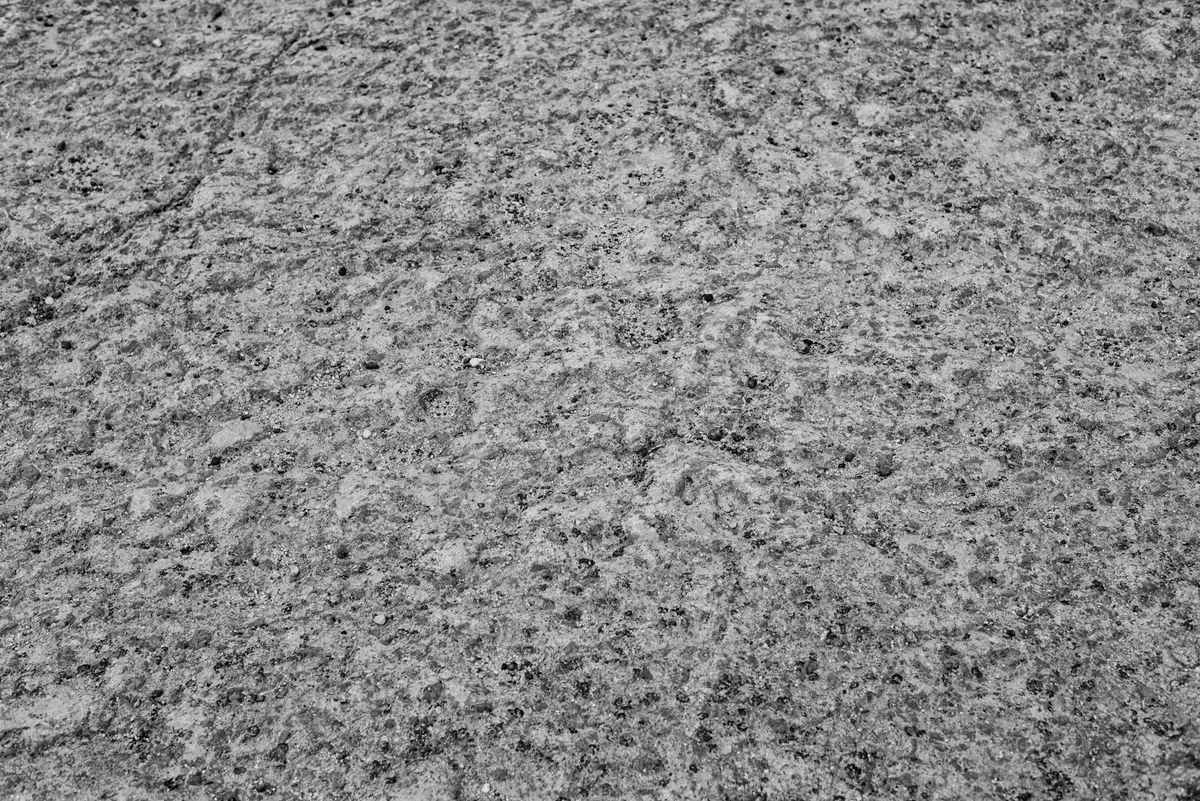 Primo piano superficie granito testurizzato a Natal con pattern naturali