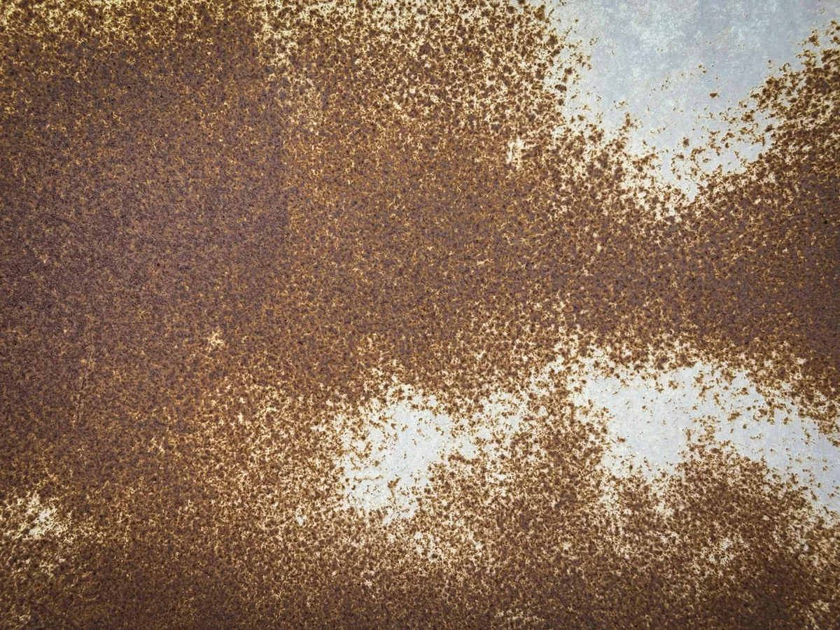 Rostige Metalloberfläche mit abstrakter Textur in Nahaufnahme