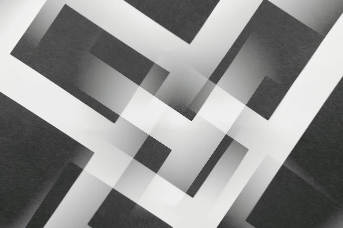 Pattern astratto minimalista con forme geometriche sovrapposte in bianco e nero